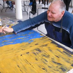 Free visual arts workshops for people with learning disabilties