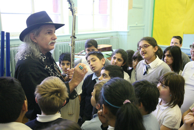 Free 15 minutes performance by Rik Palieri, wednesday 26 January 2pm