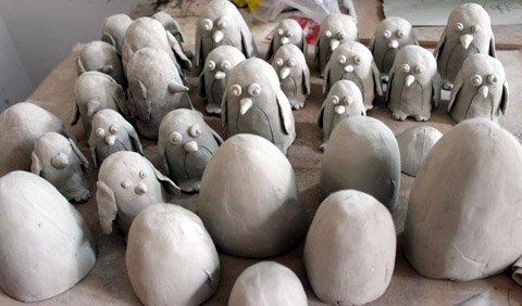 A Colony of Penguins, Icebergs