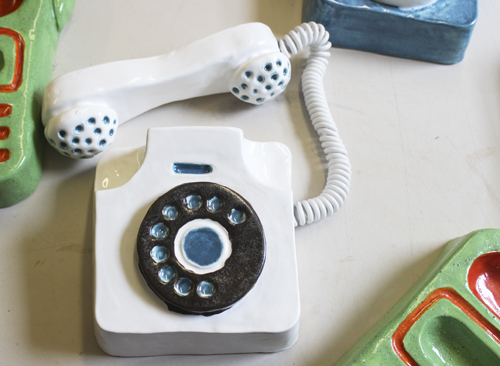 Put your sweet lips closer to the phone